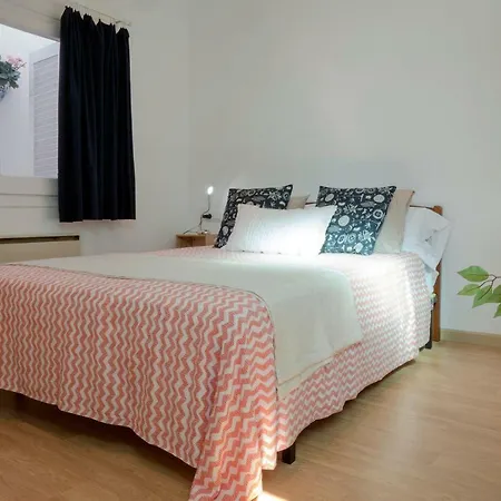 Casa Davallada: Central Pet-friendly Duplex * Sitges