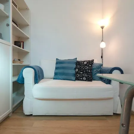 Casa Davallada: Central Pet-friendly Duplex Apartment Sitges
